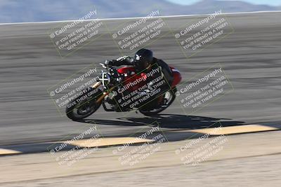 media/Oct-13-2025-Moto Forza (Mon) [[a66d839500]]/3-B Group/Session 2 (Bowl)/